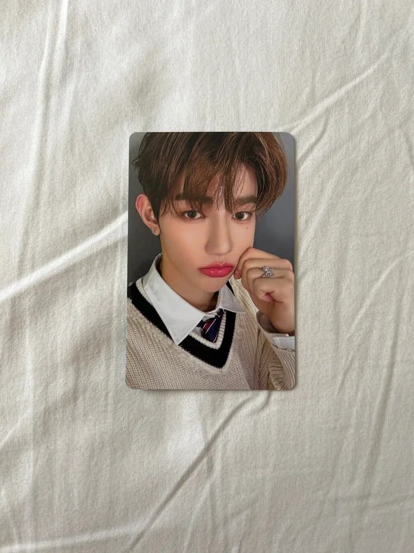 2024 ZEROBASEONE THE FIRST TOUR TIMELESS WORLD IN SEOUL TRADING CARD B VER.