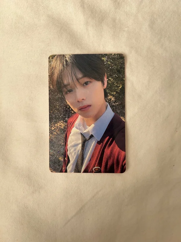 First Howling : WE WEVERSE JAPAN
