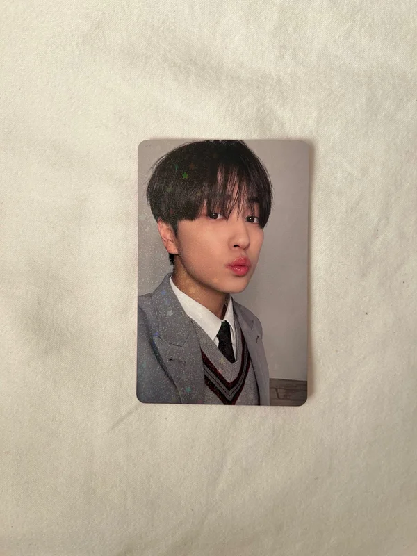 First Howling : WE WEVERSE JAPAN