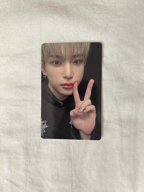 Go in Blind WEVERSE