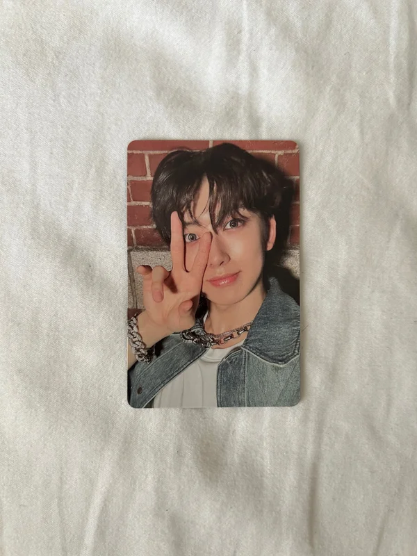 First Howling : NOW JAPAN POP-UP STORE PHOTO CARD