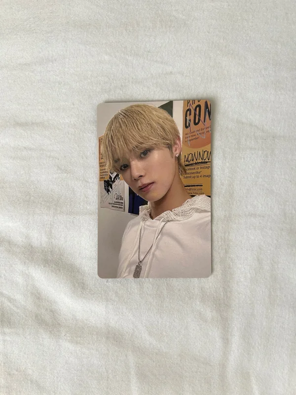 First Howling : NOW Weverse Shop JAPAN ver.