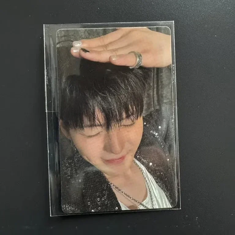 Yoshi Photocard TREASURE LOVE PULSE Weverse (Pat-Pat Ver.)
