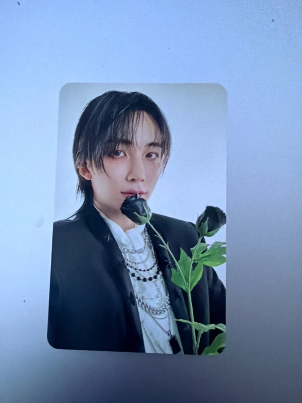 THIS MAN UNIVERSAL