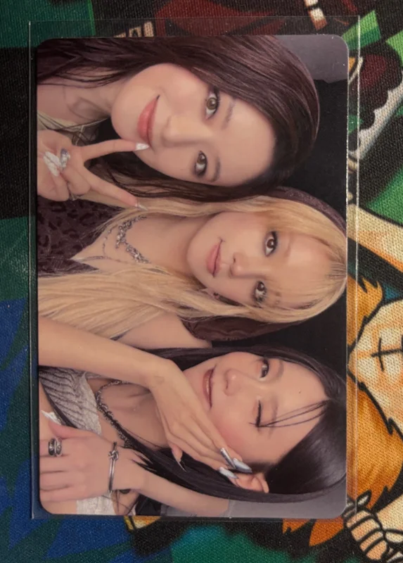 i-dle We are POP-UP RANDOM PHOTO CARD SET