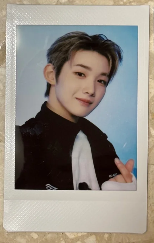 2024 &TEAM CONCERT TOUR FIRST PAW PRINT INSTANT PHOTO CARD