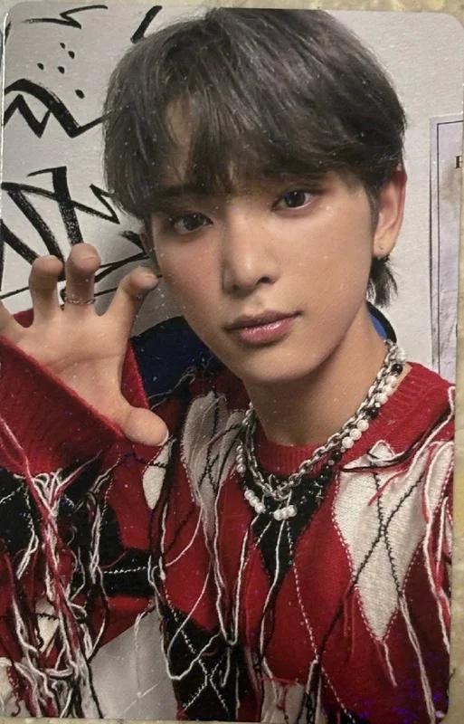 First Howling : NOW Weverse Shop JAPAN ver.