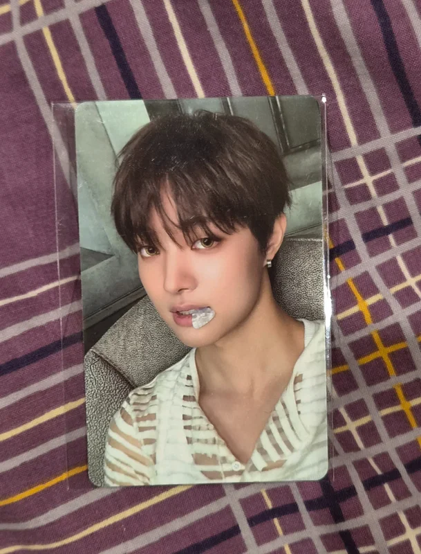 Mark on Me WEVERSE