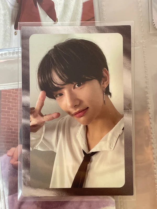 Cl : LEVANTER HYUNJIN Straykids