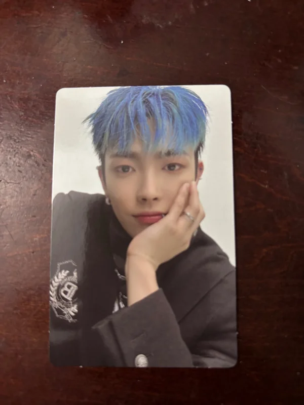 THE WORLD EP.2 : OUTLAW US Exclusive