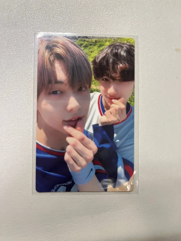 THE 2ND PHOTOBOOK H:OUR