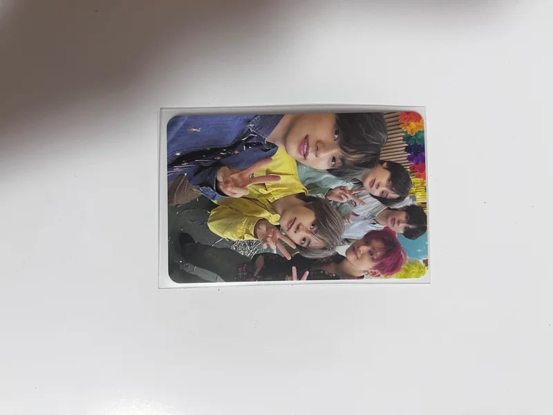 TOMORROW X TOGETHER 2025 SEASON'S GREETINGS