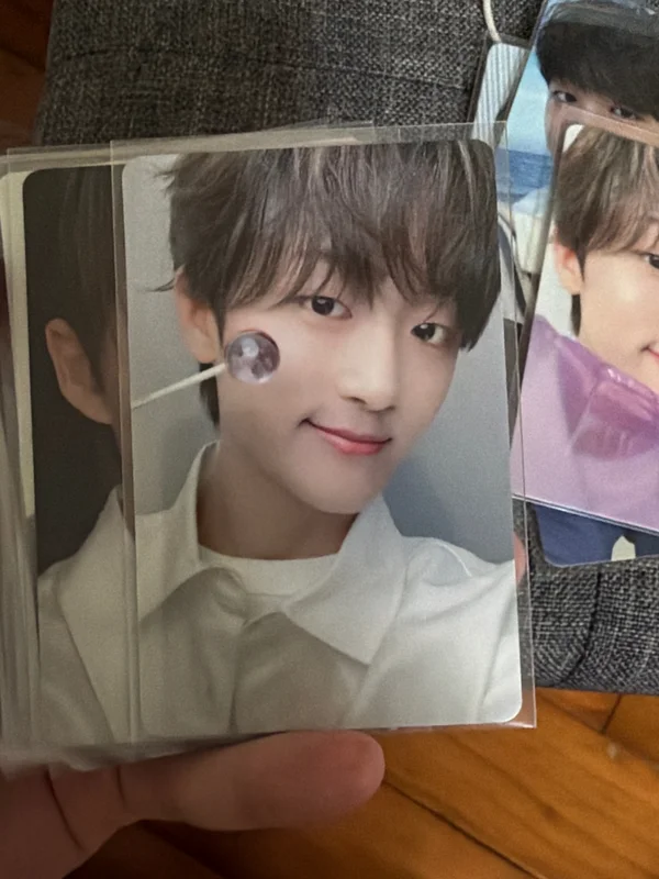 LUN8 be my vaLUNtine POP-UP STORE in TAICHUNG RANDOM TRADING CARD