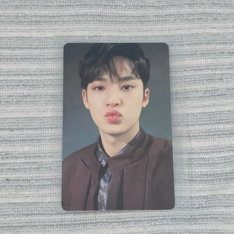2021 SEVENTEEN in CARAT LAND MEMORY BOOK+ DIGITAL CODE