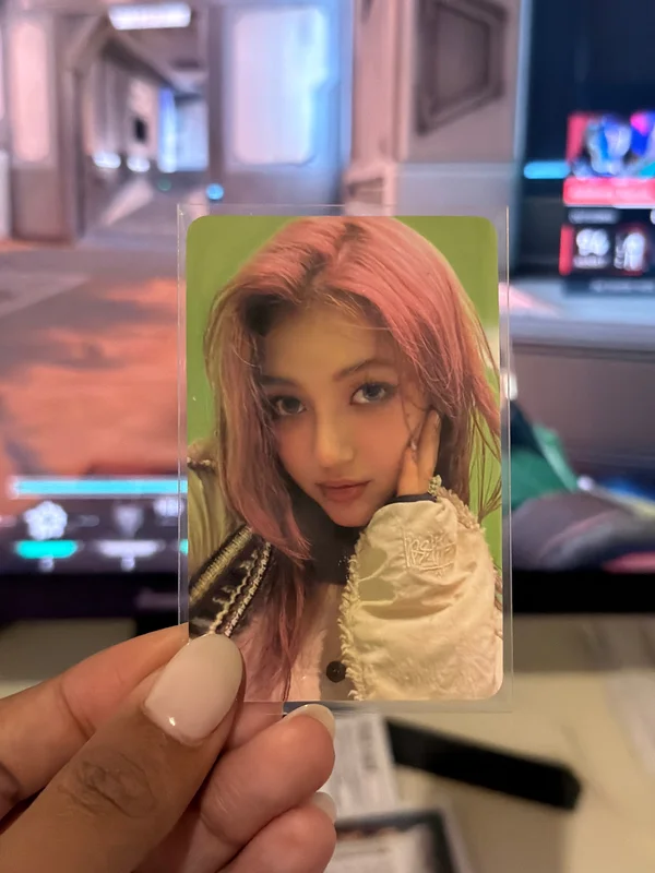 OMG Weverse Albums ver.