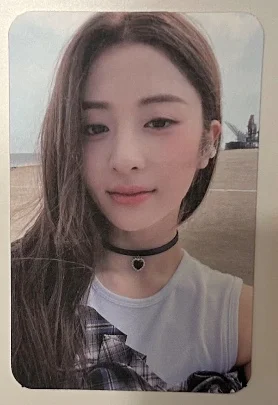 ANTIFRAGILE Weverse Albums Ver.