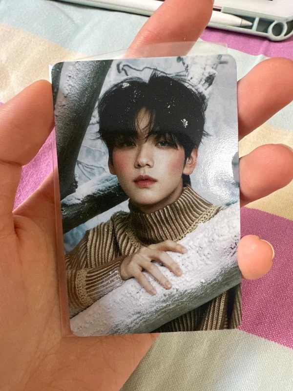 TOMORROW X TOGETHER JAPAN POP-UP STORE 2024 RANDOM PHOTO CARD