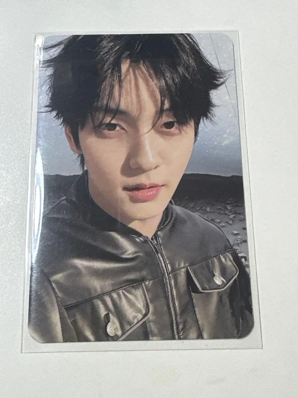 The Star Chapter: TOGETHER Mini Book Keyring Ver. Starlight Ver.