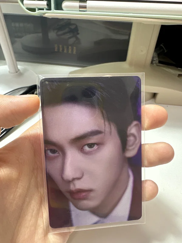 7TH YEAR: A Moment of Stillness in the Thorns THORN Ver. WEVERSE JAPAN