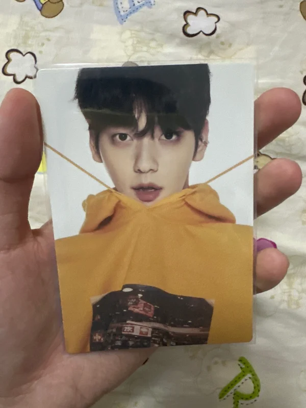 2022 TXT FANLIVE MOA X TOGETHER MINI PHOTO CARD