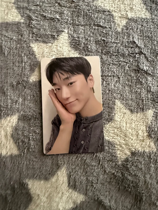 ATEEZ 7TH ANNIVERSARY OFFICIAL POP-UP '8ROOM' RANDOM PHOTOCARD PACK ver.B