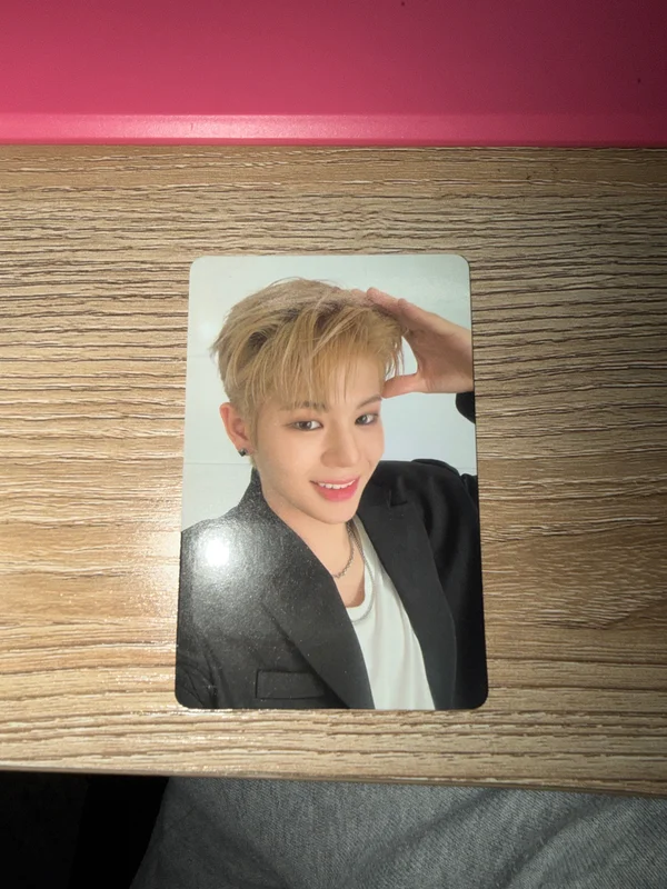 Target: ME Photocard
