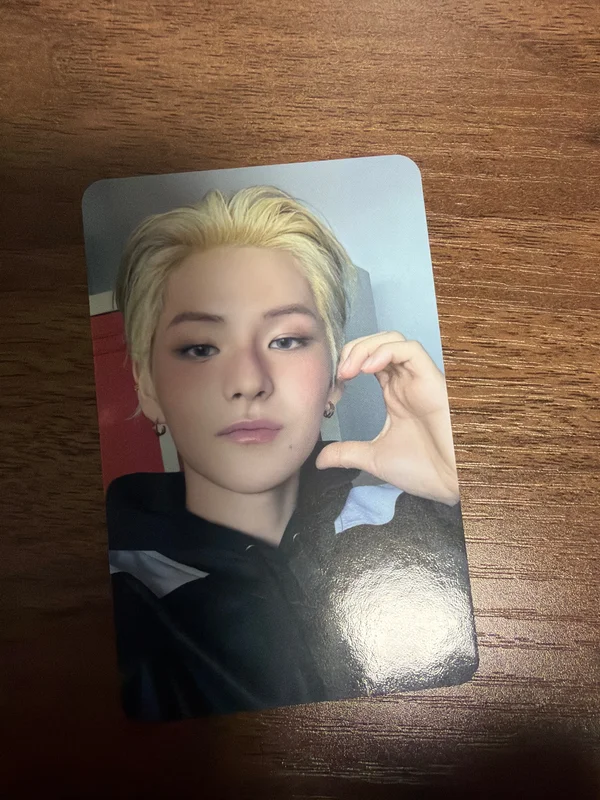 TREASURE 2025 SEASONS GREETINGS TREASURE TRADING PHOTOCARD BULK PACK
