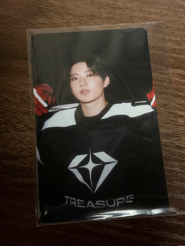 TREASURE 2025 SEASONS GREETINGS WEVERSE