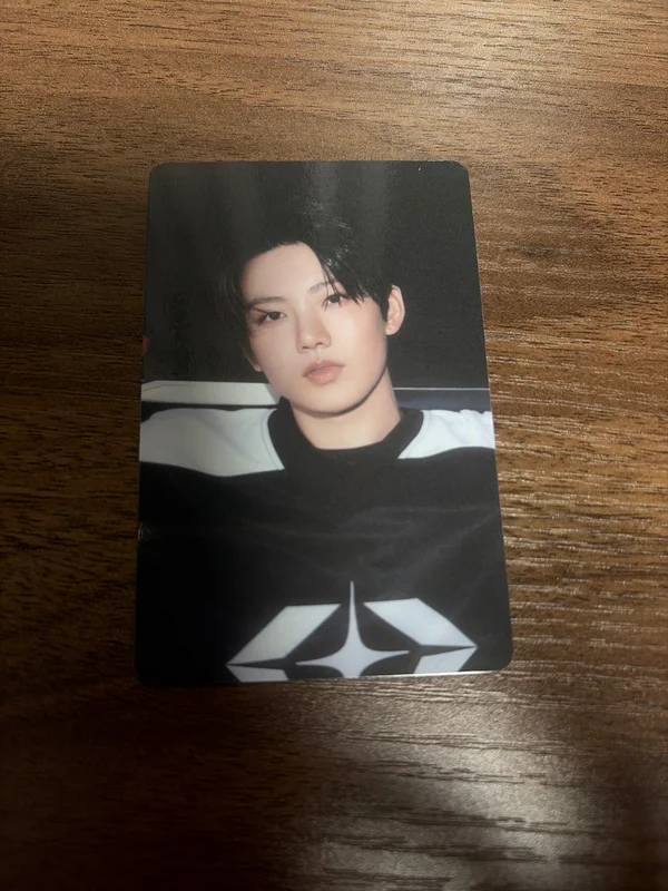 TREASURE 2025 SEASONS GREETINGS