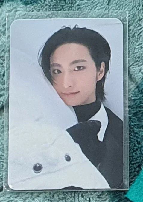 GOLDEN HOUR : Part.1 MINIRECORD