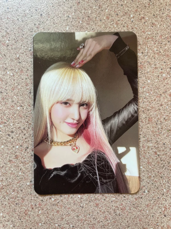 IVE Liz Love Dive Jewel Case Version