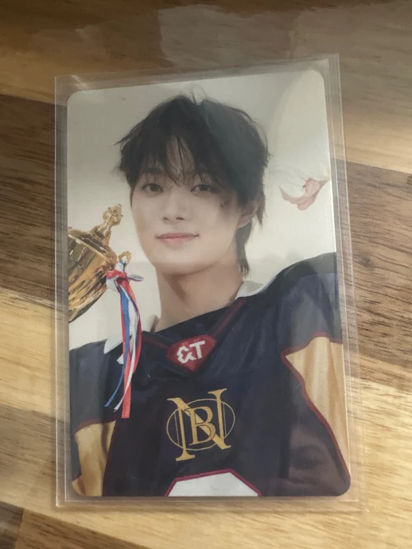First Howling : NOW JAPAN POP-UP STORE PHOTO CARD