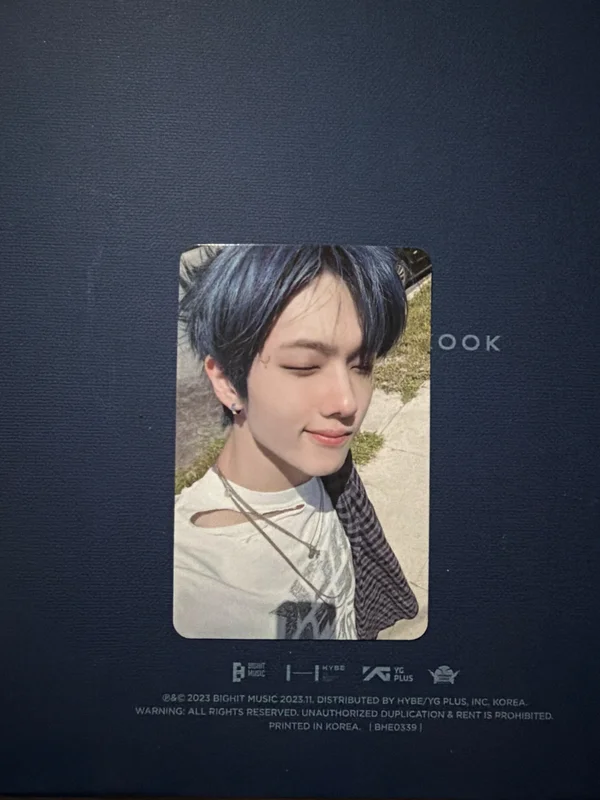 ISTJ Photobook Ver. Extrovert ver.