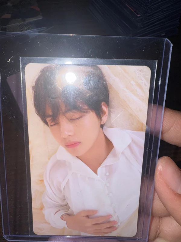 LOVE YOURSELF 'Tear'