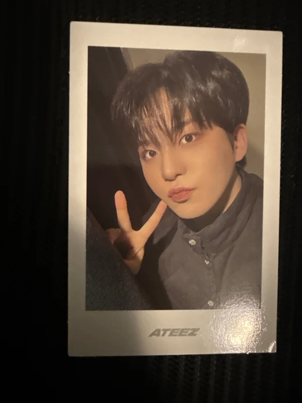 2026 SEASON'S GREETINGS hello82