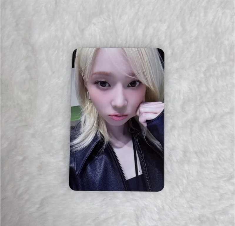 2024 aespa 2nd Concert SYNK : PARALLEL LINE OFFICIAL FANLIGHT STRAP SET