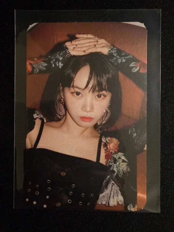 ANTIFRAGILE Weverse Albums Ver.