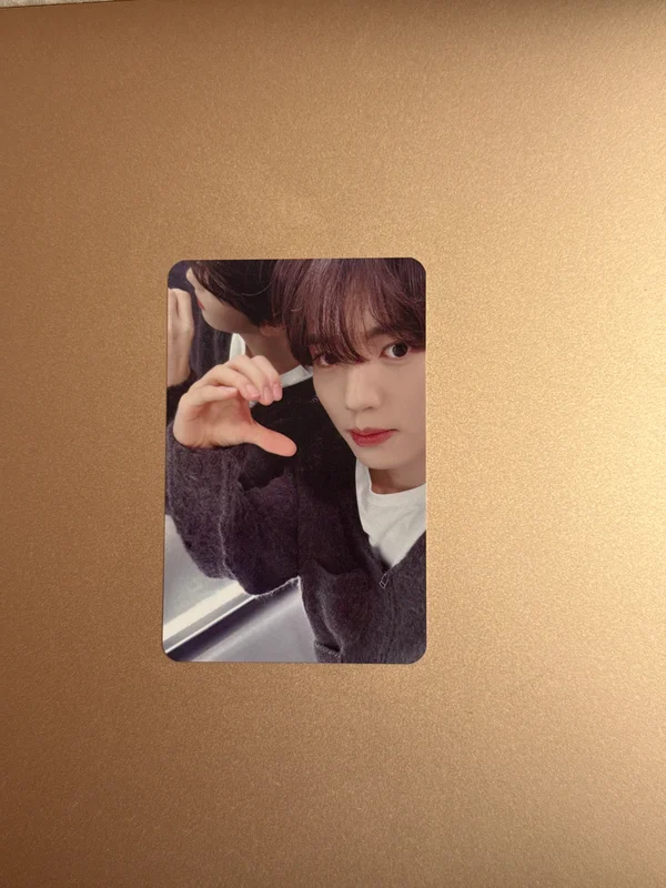 NEVER SAY NEVER DIGIPACK Ver. MAKESTAR