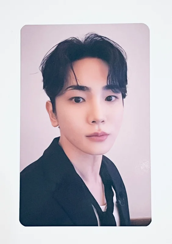 SHINee Key boksilee x hello kitty tshirt photocard