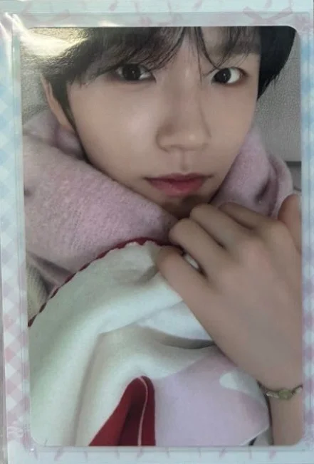 2024 PINK CHRISTMAS PHOTO CARD RANDOM PACK