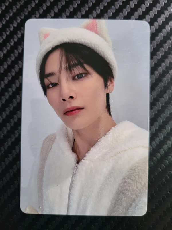 I.N - Hollow TOWER RECORDS