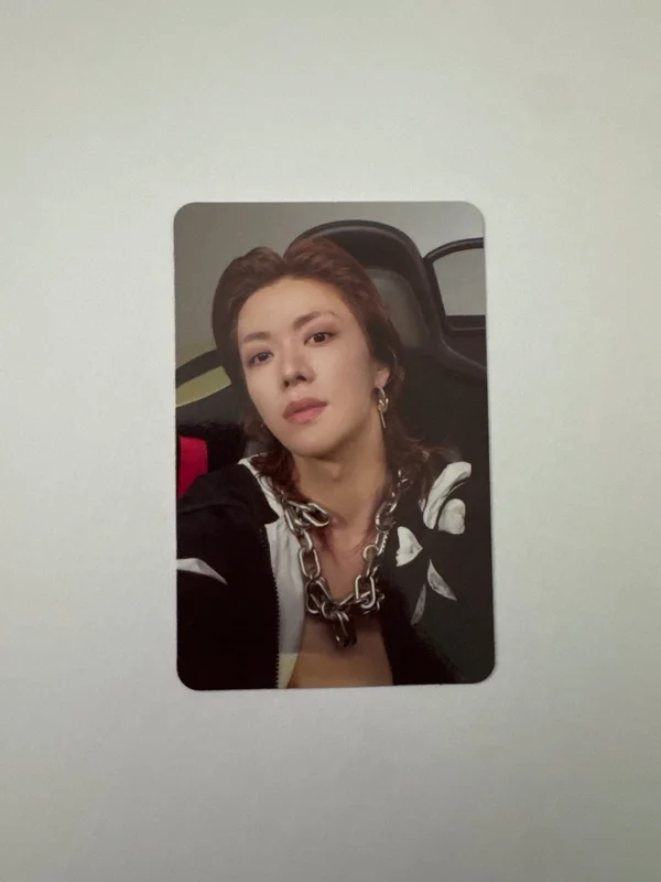2 Baddies Photobook Ver. FASTER Ver.