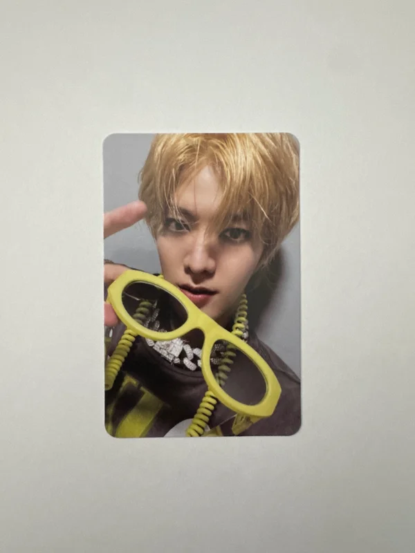2 Baddies Photobook Ver. KR Ver.