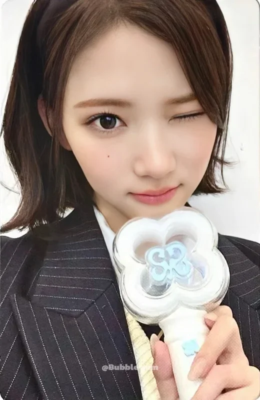 OFFICIAL FANLIGHT Jiwoo