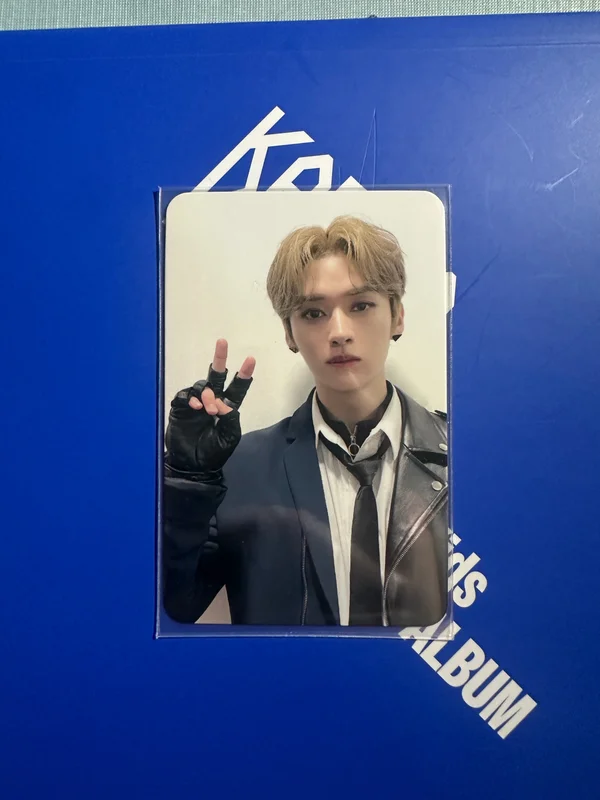 Lee know ODDINARY SHOP