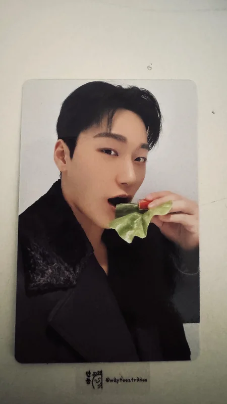 GOLDEN HOUR : Part.1 hello82 POP-UP Exclusive