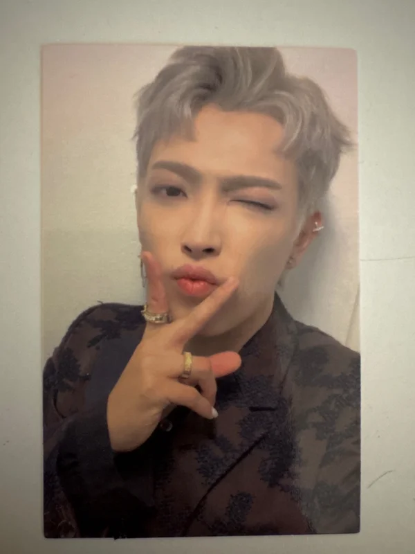 Pocamarket, ATEEZ HONGJOONG TREASURE EPILOGUE : Action To Answer A