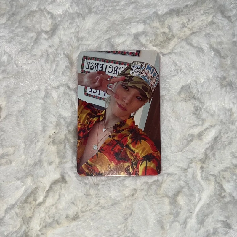 2 Baddies Photobook Ver. 2 Baddies Ver.