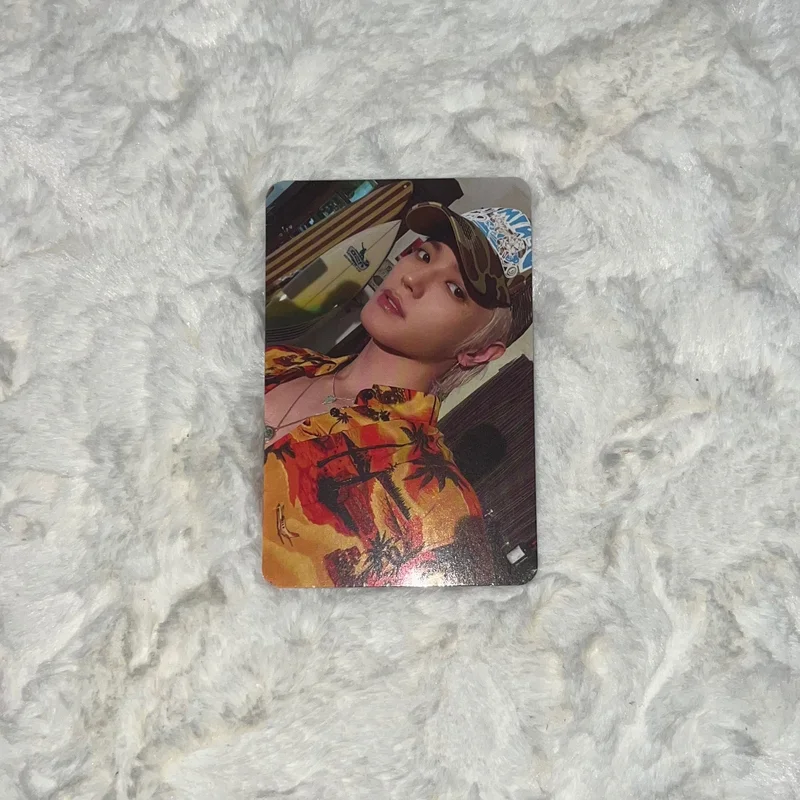 2 Baddies Photobook Ver. US ver.