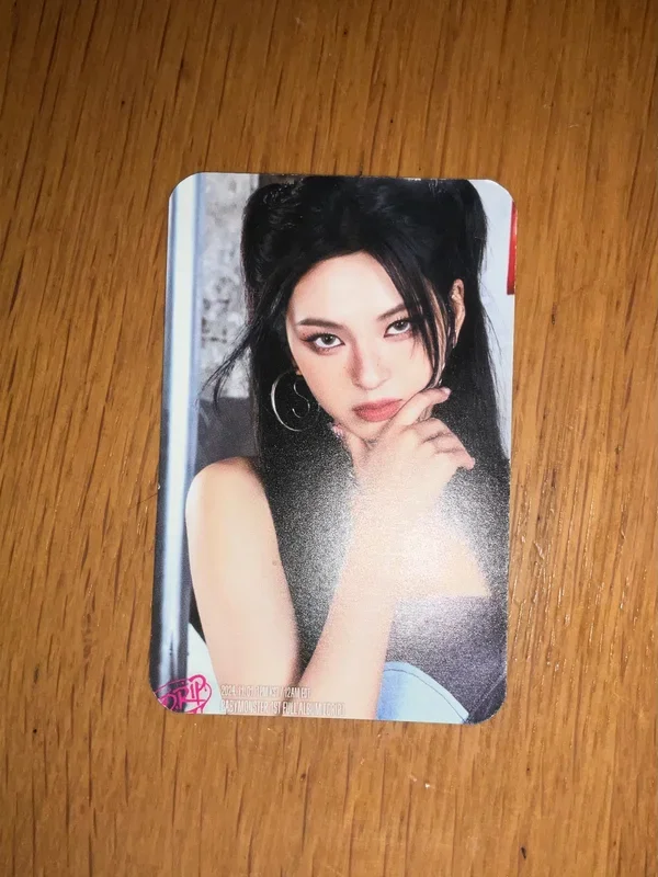 DRIP JEWEL CASE Ver. special gift CHIQUITA/BABYMONSTER